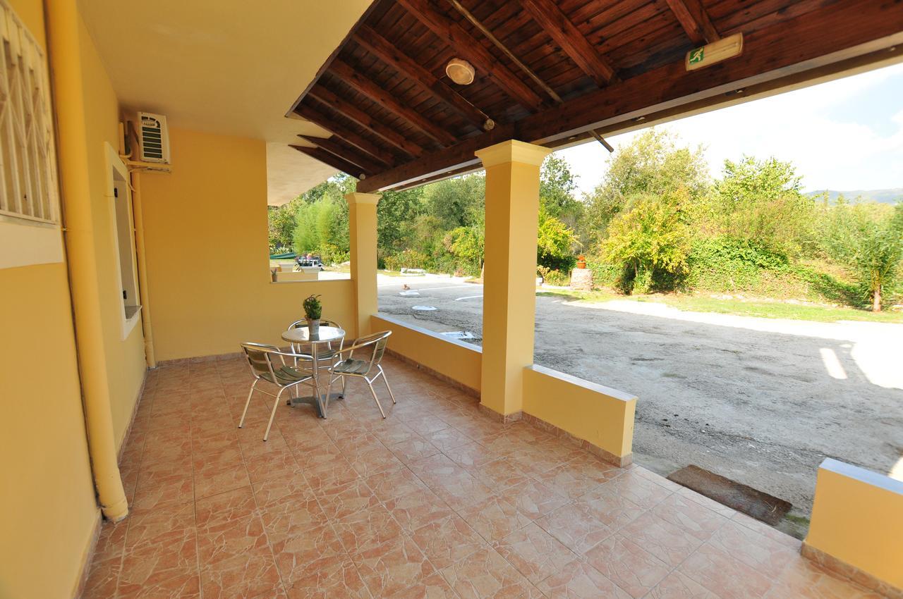 Laskaris Studios Dassia  Exterior photo